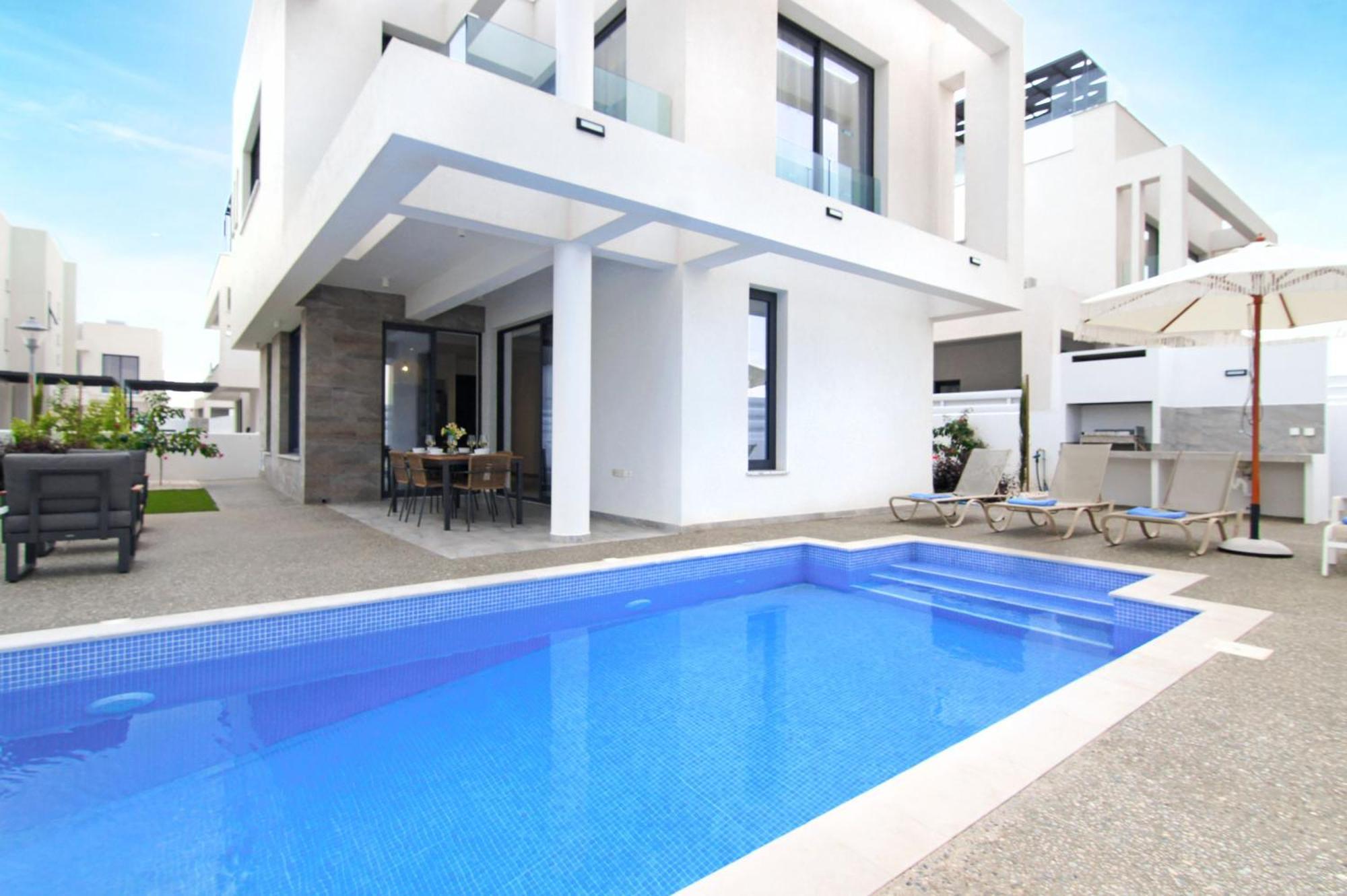 Villa Queen Isabella Протарас Екстериор снимка
