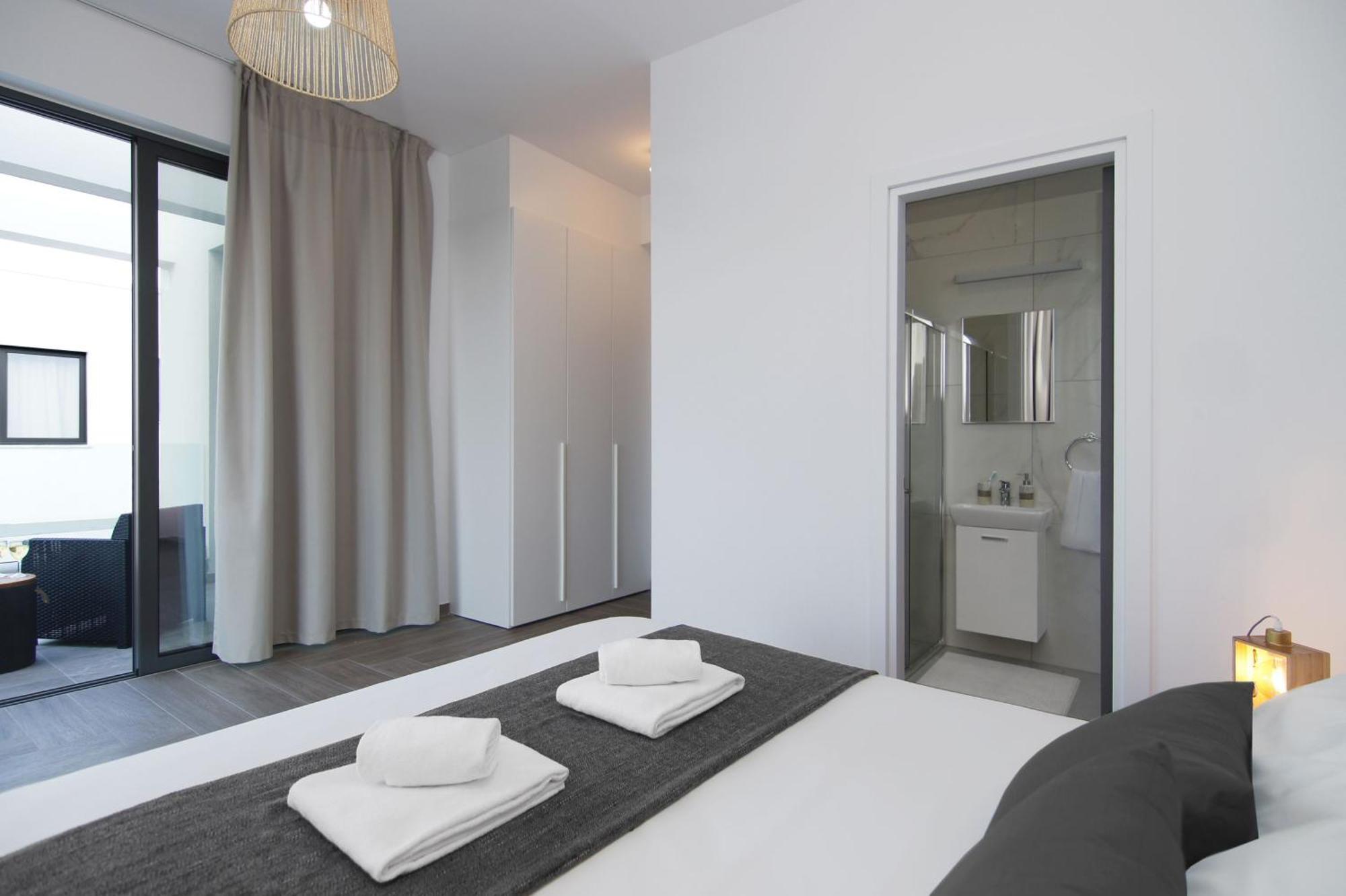 Villa Queen Isabella Протарас Екстериор снимка
